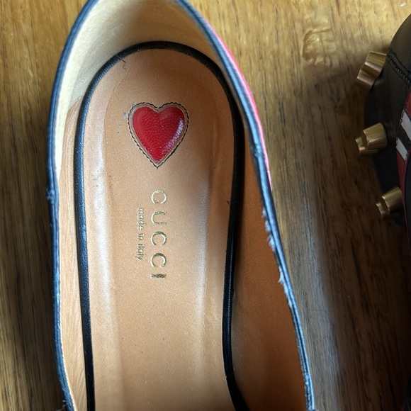 Gucci Yoko gold studded snake embellished loafers. Size 38. - Picture 9 of 12